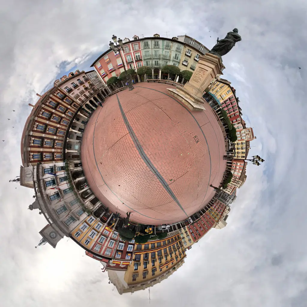 Plaza Mayor, Burgos - Tiny Planets
